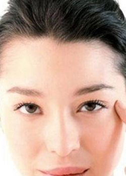 6步穴位按摩，减轻眼部浮肿、眼袋和黑眼圈问题